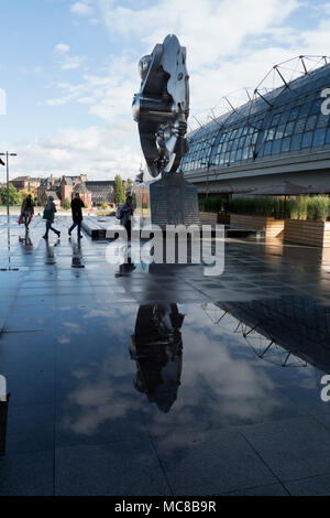 Das rollende Pferd Skulptur außerhalb Berlin Hauptbahnhof, Berlin Hauptbahnhof, Deutschland Stockfoto