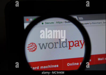 Die Worldpay Website durch ein Vergrößerungsglas gesehen Stockfoto