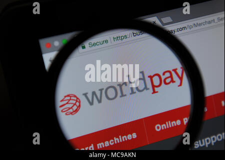 Die Worldpay Website durch ein Vergrößerungsglas gesehen Stockfoto