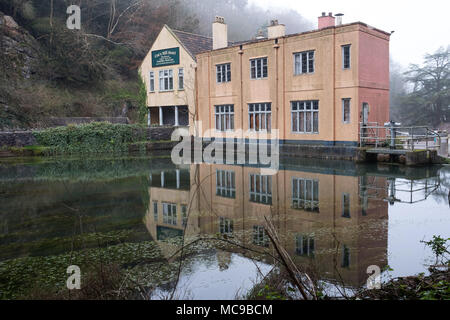 März 2018 - Die letzten Tage von Cox's Mühle in der berühmten Cheddar Gorge. Stockfoto