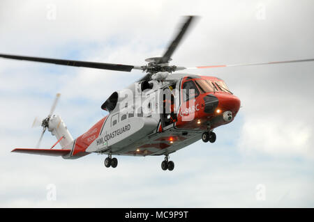 Shetland Küstenwache Hubschrauber auf Übung auf den Shetland Inseln vor Schottland Stockfoto