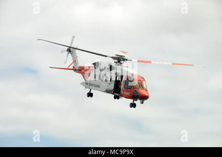 Shetland Küstenwache Hubschrauber auf Übung auf den Shetland Inseln vor Schottland Stockfoto