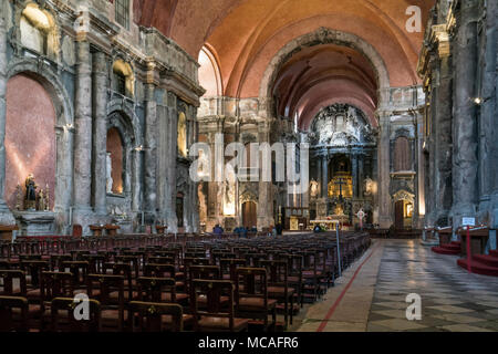 Eine Innenansicht von Sao Domingo Kirche in Lissabon, Portugal Stockfoto