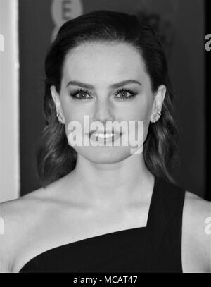 Daisy Ridley (Bild digital geändert werden monochrom) besucht die EE British Academy Film Awards (BAFTA) in der Royal Albert Hall am 12. Februar 2017 in London Stockfoto