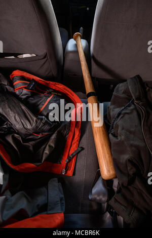 Baseballschläger defensiv oder offensiv Waffe Stockfoto