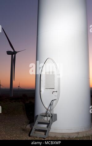 Eingang zu einer Windmühle für elektrische Produktion renowable Stockfoto