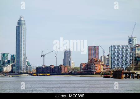 Die neue US-Botschaft bei Nine Elms und Bau, Vauxhall, London. Stockfoto