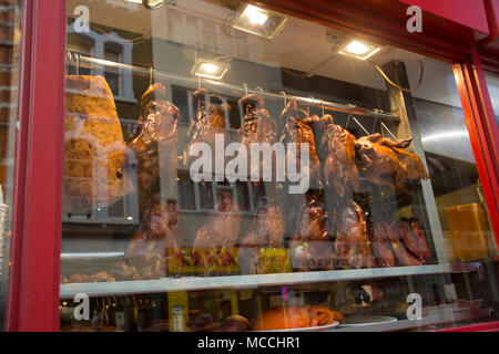 Enten und andere Fleischsorten zubereitet im Restaurant Windows, Chinatown, Soho London England Großbritannien Stockfoto