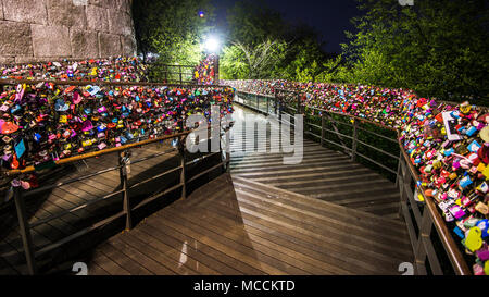 Tasten des N Seoul Tower, Südkorea Stockfoto