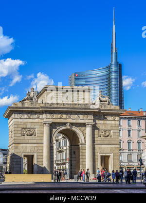 Mailand, Italien - 1. April 2018: Fußgänger am Corso Garibaldi im historischen Zentrum von Mailand Stockfoto