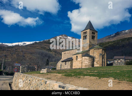 Romanische Kirche in den Bergen Massat, Ariège, Französischen Pyrenäen, Frankreich Stockfoto