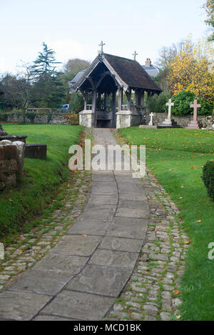 St. Peter und Paul Kirche, Saltwood House Kent Stockfoto