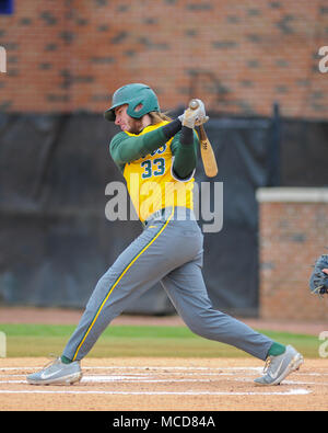 FedEx Park. 15 Apr, 2018. TN, USA; Baylor infielder, Davis Wendzel (33), At Bat während des Spiels mit Memphis. Baylor besiegt Memphis, 7-0, die Reihe bei FedEx Park zu gewinnen. Kevin Lanlgey/CSM/Alamy leben Nachrichten Stockfoto