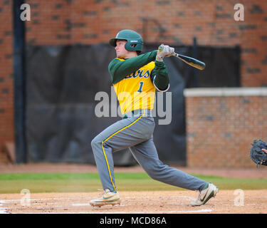 FedEx Park. 15 Apr, 2018. TN, USA; Baylor outfielder, Cole Haring (1), At Bat während des Spiels mit Memphis. Baylor besiegt Memphis, 7-0, die Reihe bei FedEx Park zu gewinnen. Kevin Lanlgey/CSM/Alamy leben Nachrichten Stockfoto