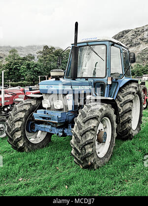 Ein Ford 7810 Traktor Stockfoto