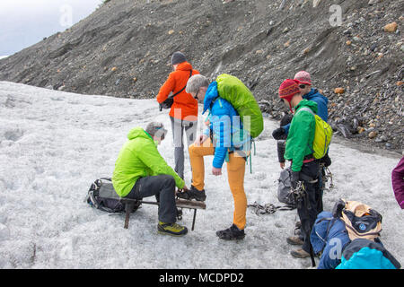 Hielo Y Aventura Big Ice Tour, Perito Moreno Gletscher, Glaciar Perito Moreno, Argentinien Stockfoto