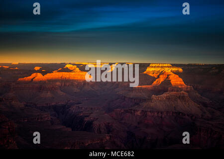 Morgen bricht über dem Yaki Point Übersehen im Grand Canyon National Park Stockfoto