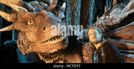 DRAGONHEART 1996 Universal Pictures Film mit Dennis Quaid und Sean Connery als die Stimme von Draco der Drache Stockfoto