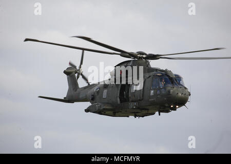 Der Ex-RAF-Merlin H C Mk 3/3 A jetzt ben haben der Fleet Air Arm übertragen als Ersatz für die Westland Sea King H C MK4 Stockfoto