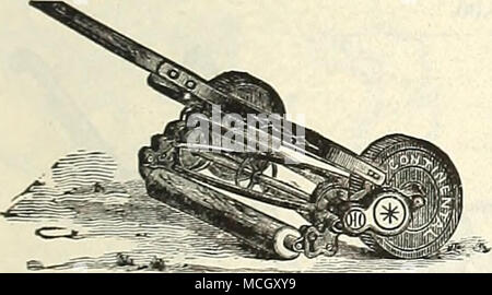 . Continental Hand Rasenmäher. 32 " 8,50 35" 37" 38" 9.50 10.50 11.50 46" 12.50 48" 13.50 50 "15 00 57" 17.00 Uhr Philadelphia Hand Rasenmäher. Da laufen sie ruhiger, klarer und besser arbeiten. 14 cm, wiegt 33 Kg, $ 9,00; 16 cm, wiegt 34 Kg, $ 10.00; 18 cm, wiegt 36 Kg, $ 11,00. Pennsylvania Pferd Rasenmäher. Die Maschine ist ganz aus Eisen aud Edelstahl, mit der Verzahnung ordentlich verpackt. Sie hat einen offenen Zylinder, und alle Lager, einschließlich die Messer sind aus massivem Stahlguss. Es ist Thor-Oughly und wesentlich gebaut habe, und will Sat geben Stockfoto