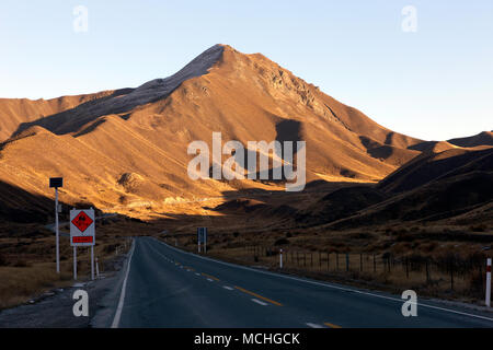 Am Abend Blick auf den Lindis Pass, Südinsel, Neuseeland Stockfoto