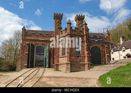 Das Museum der Schlucht, die ursprünglich den Severn Warehouse, einer der zehn Museen des Ironbridge Gorge Museum Vertrauen in Shropshire, England. Stockfoto