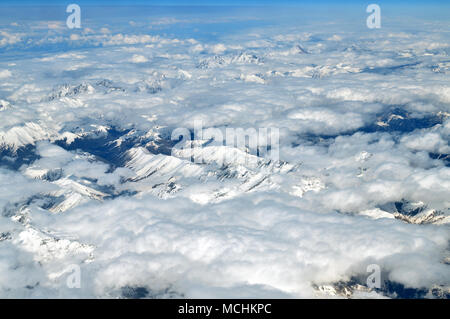 Kaukasus ist höher als die Wolken in Armenien Stockfoto