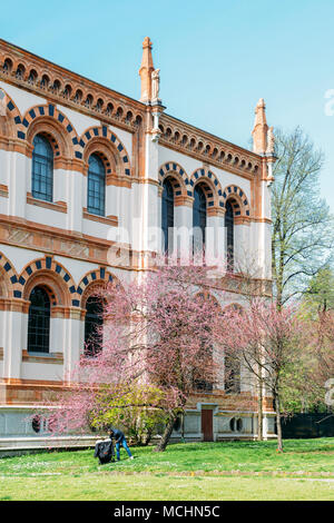Mailand, Italien - April 14th, 2018: Seite Fassade der natürlichen Mailänder Geschichte Museum Stockfoto