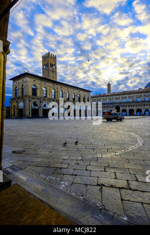 In der Piazza Maggiore, Bologna, Italien Dawn Stockfoto