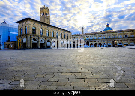 In der Piazza Maggiore, Bologna, Italien Dawn Stockfoto