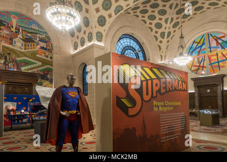 Superman Ausstellung in Cleveland Öffentliche Bibliothek Ohio Stockfoto