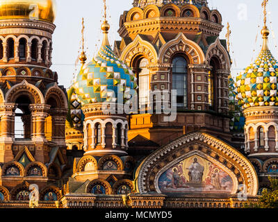 St. Petersburg, Russland: Kirche des Erlösers auf Blut Stockfoto