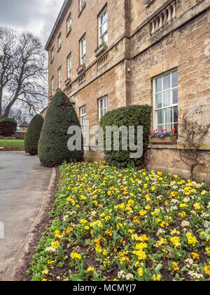 Knaresborough Haus im Frühjahr Knaresborough North Yorkshire England Stockfoto