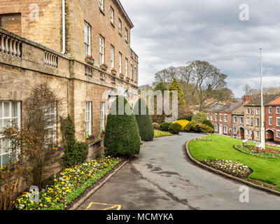 Knaresborough Haus im Frühjahr Knaresborough North Yorkshire England Stockfoto