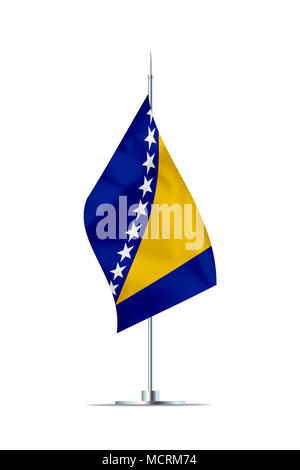 Kleine Bosnien und Herzegowina Flagge auf einer metallenen Stange. Die Flagge hat schön detaillierte Textil Textur. Auf weissem Hintergrund. 3D-Rendering. Stockfoto
