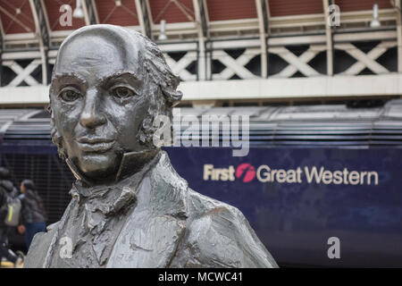 John's Doubleday Statue von Isambard Kingdom Brunel an der Paddington Station, Ausgang auf die Praed Street, Paddington, London, W2, UK Stockfoto