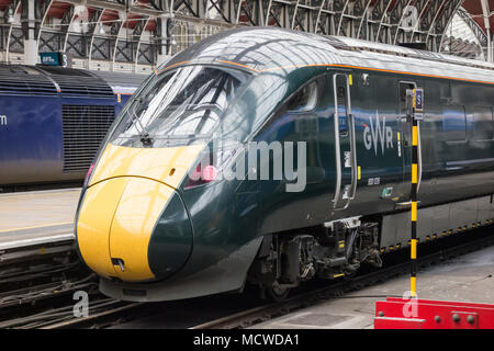 Hitachi gebaut Klasse 800 Intercity Express am Bahnhof Paddington, London, Großbritannien Stockfoto