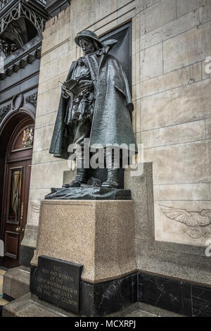 Charles Sargeant Jagger der Great Western Railway War Memorial, Paddington Station, Ausgang auf die Praed Street, Paddington, London, W2, UK Stockfoto