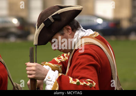 Geschichte erwacht zum Leben: Der pulteney Regiment, die 13 Fuß reenactors, Badewanne, Großbritannien Stockfoto