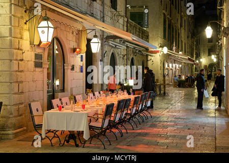 Restaurant in der Altstadt, Dubrovnik, Kroatien Stockfoto