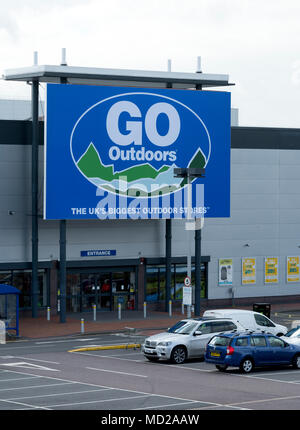 Gehen Sie ins Freie, Store, Ravenside Retail Park, Birmingham, Großbritannien Stockfoto