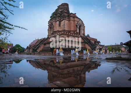 Alte Pagode im Chedi Luang Temple. Chiang Mai, Thailand. Stockfoto