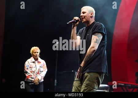 Professor Grün und Emeli Sande durchführen an den Global Citizen Live Event am 02 Brixton Academy, London Stockfoto