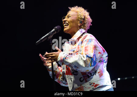 Emeli Sande durchführen an den Global Citizen Live Event am 02 Brixton Academy, London Stockfoto