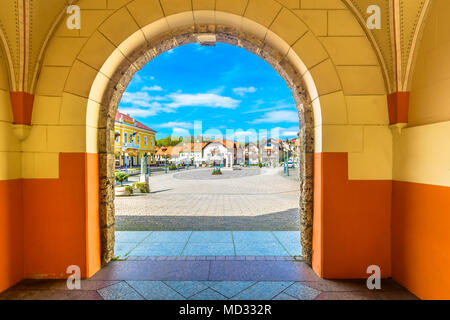 Malerischer Blick auf Marmor Architektur im Marienheiligtum Marija Bistrica, Kroatien. Stockfoto