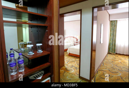 Koryo hotel, Mar 31, 2018: ein Zimmer von Koryo Hotel in Pyongyang, Nordkorea. Redaktion VERWENDEN SIE NUR Credit: Koreanischer Kunst Performance Pressekorps/LBA/Alamy leben Nachrichten Stockfoto