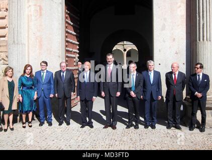 Pie de Foto: Felipe VI Con Las Autoridades ein Su Llegada A La Feria Starup Ole Noticia Asociada: Rey Felipe. Felipe VI aportacion destaca La historica de Espana y Portugal para Una Mas Pacifica humanidad y Mas cohesionada. El Rey Felipe VI ha ensalzado Lo mucho que Han aportado espanoles y Portugueses a la Historia de la humanidad, una Arbeit en la que desde un Ambito mismo de Valores y desde las identidades respectivas de Cada territorio Han servido de Beneficio e Impulso al Desarrollo de Una Mas Pacifica humanidad y Mas cohesionada. 18/04/2018 der König von Spanien und der Prim. Stockfoto