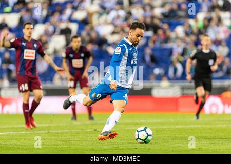 Spanien - 18. April: RCD Espanyol, Sergio Garcia (9) während des Spiels zwischen RCD Espanyol v Eibar für die Runde 33 der Liga Santander, an Cornella-El Prat Stadion am 18. April 2018 in Barcelona, Spanien gespielt. (Credit: Mikel Trigueros/Urbanandsport/Cordon Cordon Drücken Drücken) Stockfoto