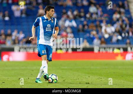 Spanien - 18. April: RCD Espanyol defender Javi Lopez (16) Während des Spiels zwischen RCD Espanyol v Eibar für die Runde 33 der Liga Santander, an Cornella-El Prat Stadion am 18. April 2018 in Barcelona, Spanien gespielt. (Credit: Mikel Trigueros/Urbanandsport/Cordon Cordon Drücken Drücken) Stockfoto