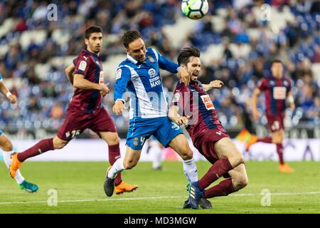 Spanien - 18. April: RCD Espanyol, Sergio Garcia (9) während des Spiels zwischen RCD Espanyol v Eibar für die Runde 33 der Liga Santander, an Cornella-El Prat Stadion am 18. April 2018 in Barcelona, Spanien gespielt. (Credit: Mikel Trigueros/Urbanandsport/Cordon Cordon Drücken Drücken) Stockfoto